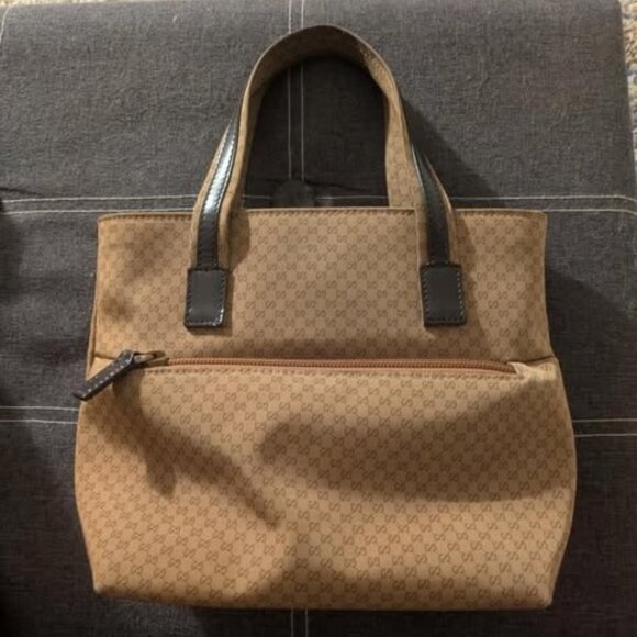 Small Vintage Gucci Tote - Picture 1 of 9